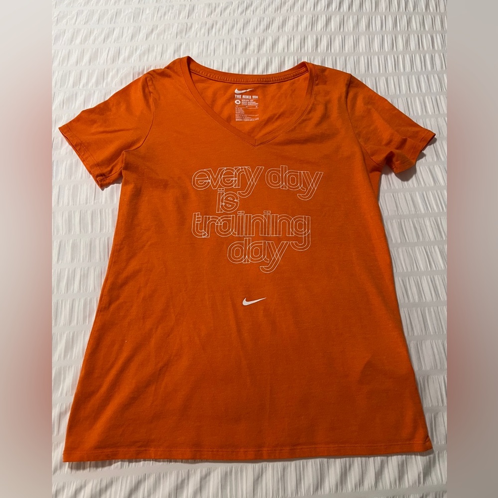 Women’s Nike Short Sleeve Tee